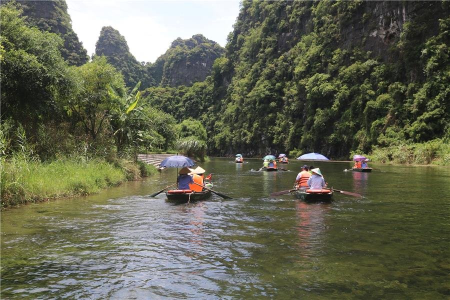 Ninh Binh Cycling Tour Hoa Lu, Tam Coc, Cuc Phuong 2 Days